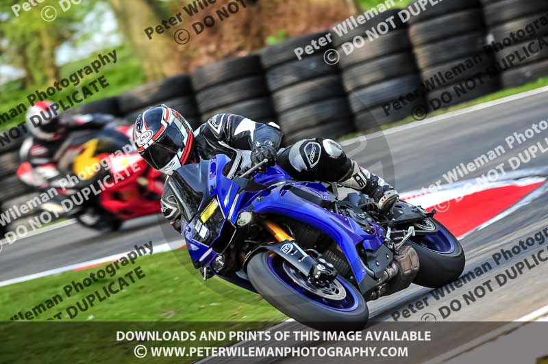 cadwell no limits trackday;cadwell park;cadwell park photographs;cadwell trackday photographs;enduro digital images;event digital images;eventdigitalimages;no limits trackdays;peter wileman photography;racing digital images;trackday digital images;trackday photos